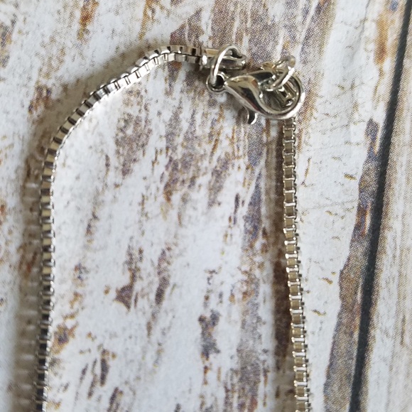 ❄️WINTER SALE❄️ LIVE LOVE RESCUE Pendant - Picture 3 of 6